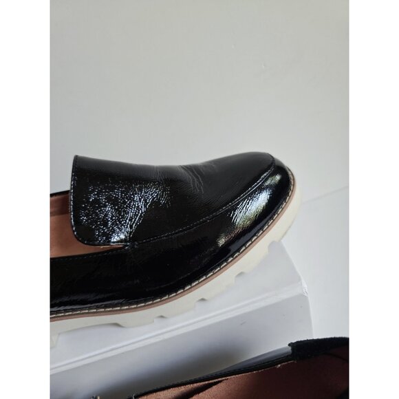 Vionic Shiny Black Loafers with Cream Soles - Picture 5 of 11